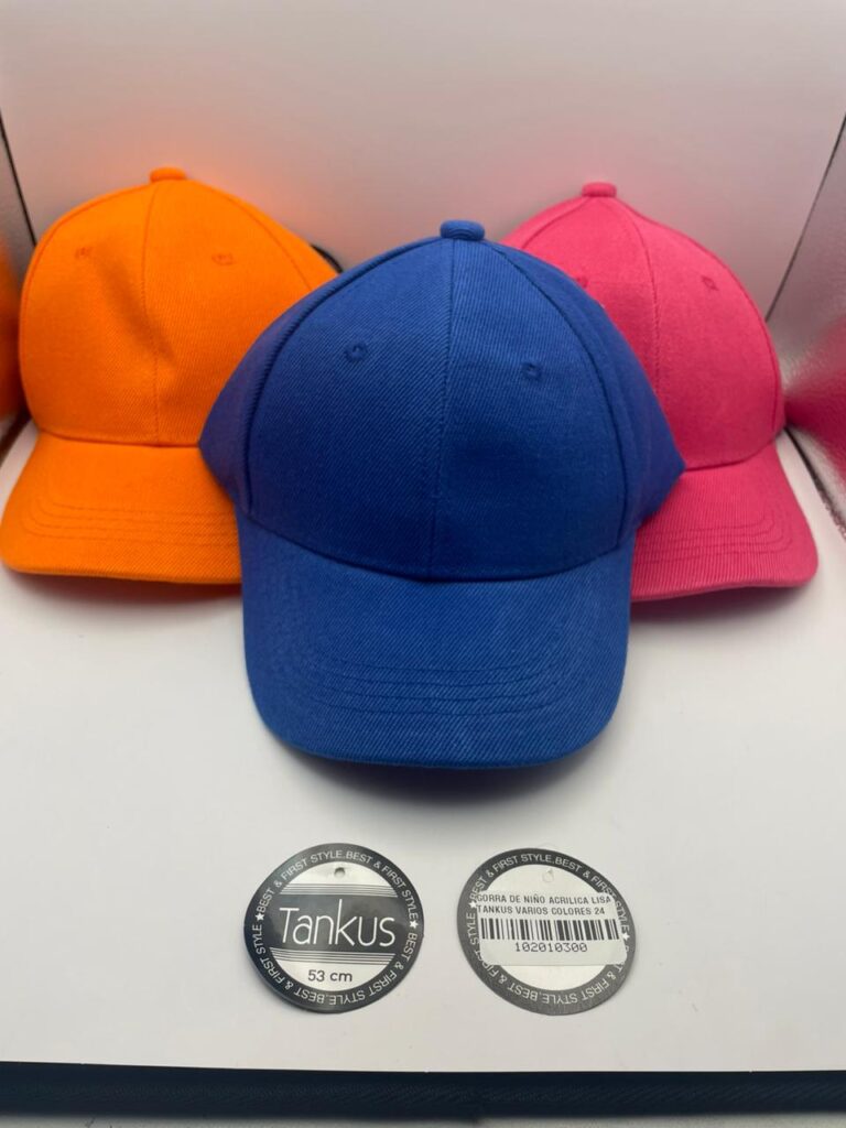 GORRA DE NIÑO ACRILICA LISA TANKUS VARIOS COLORES 24